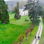 Queen's Escape