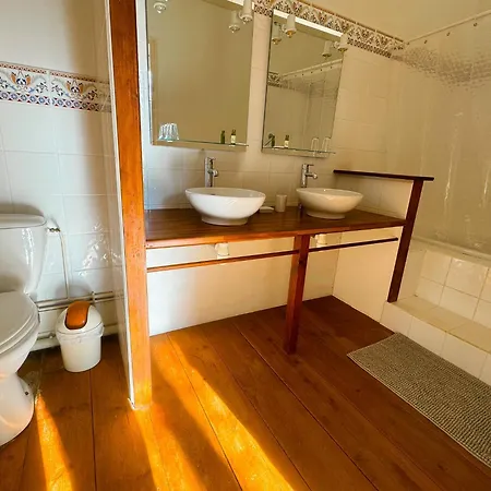 Bed & Breakfast Queen's Escape