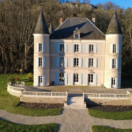 Bed & Breakfast Queen's Escape Martel