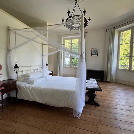 Queen's Escape Bed & Breakfast Martel